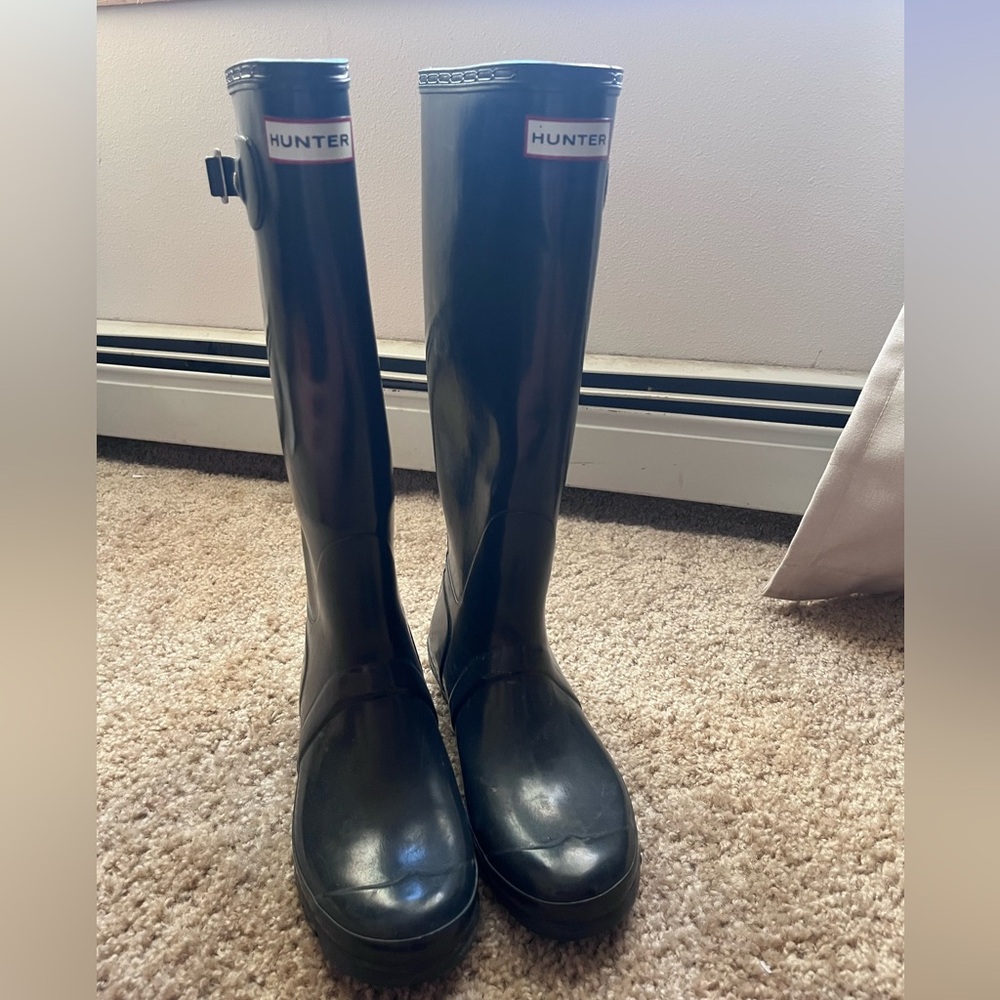 Navy Hunter tall rain boots size 9 (originally $175)